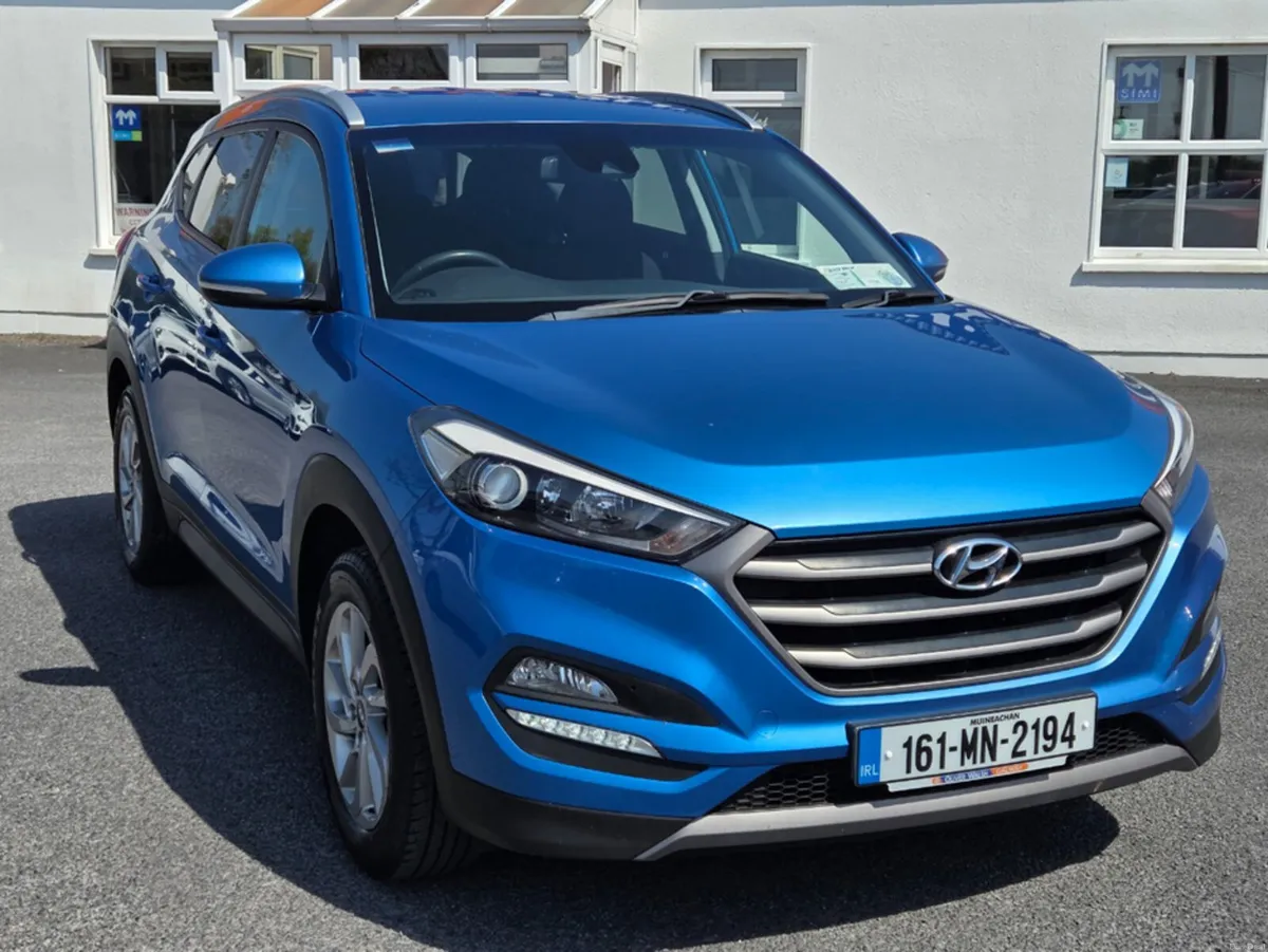 Hyundai Tucson 1.7 CRDI SE NAV BL/DR 5 5DR - Image 2