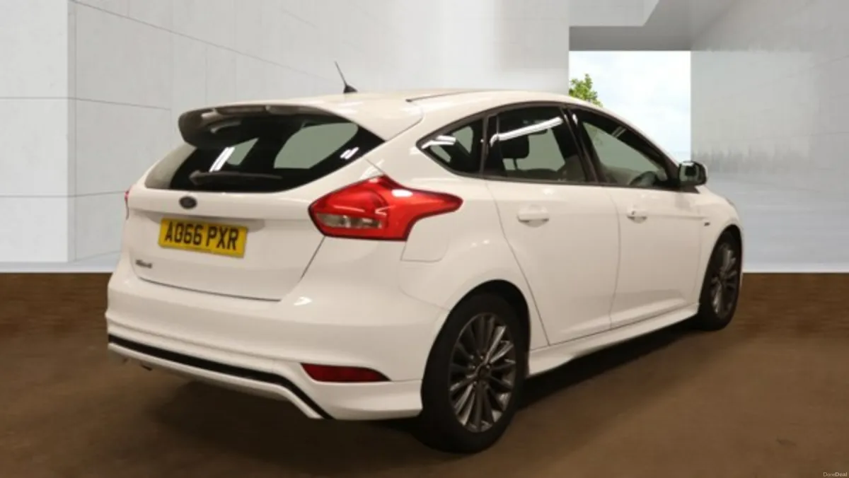 Ford Focus ST LINE - FINANCE AVAILABLE - Image 4