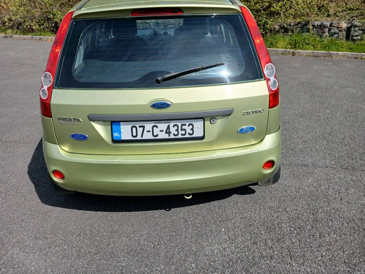 2007.Fiesta.1.25.pet.324km.nct.5/27.tax.5/26.1600e - Image 3