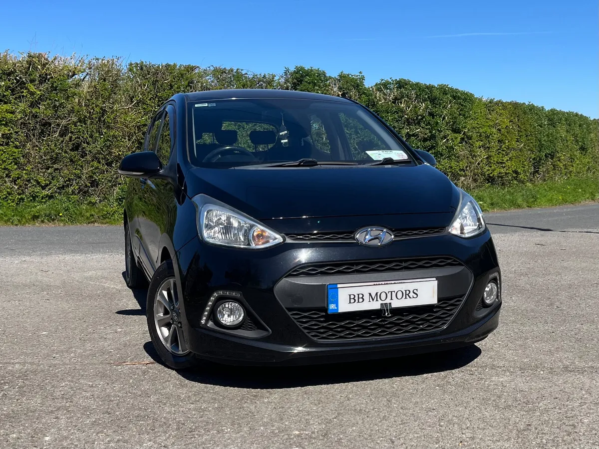 Hyundai i10 1.0 Deluxe - Image 4