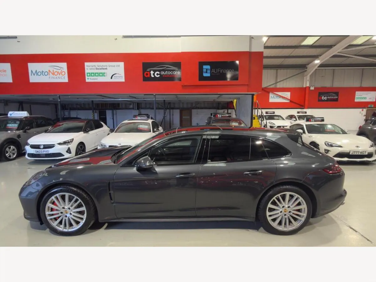 2018 Porsche Panamera T V8 Turbo - Image 4