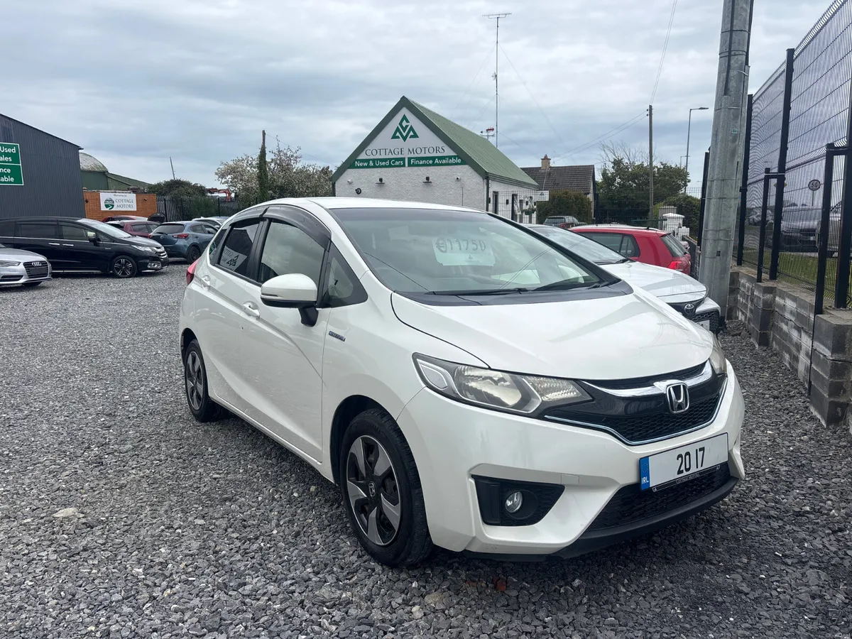 Honda Fit 1.5 Auto Petrol Hybrid - Image 2