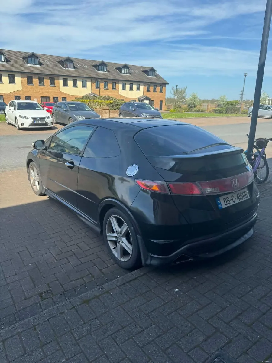 Honda Civic 2006 Automatic - Image 1