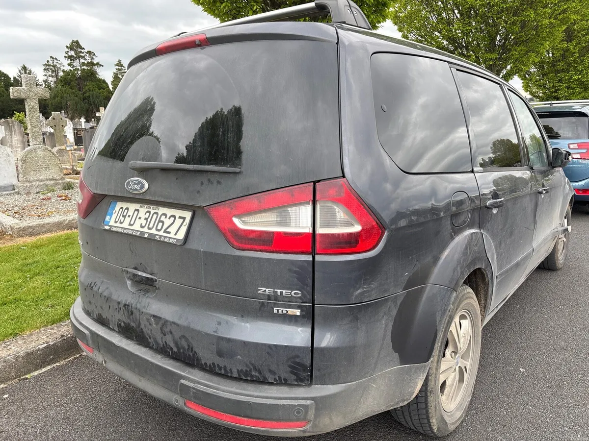 Ford Galaxy - Image 4