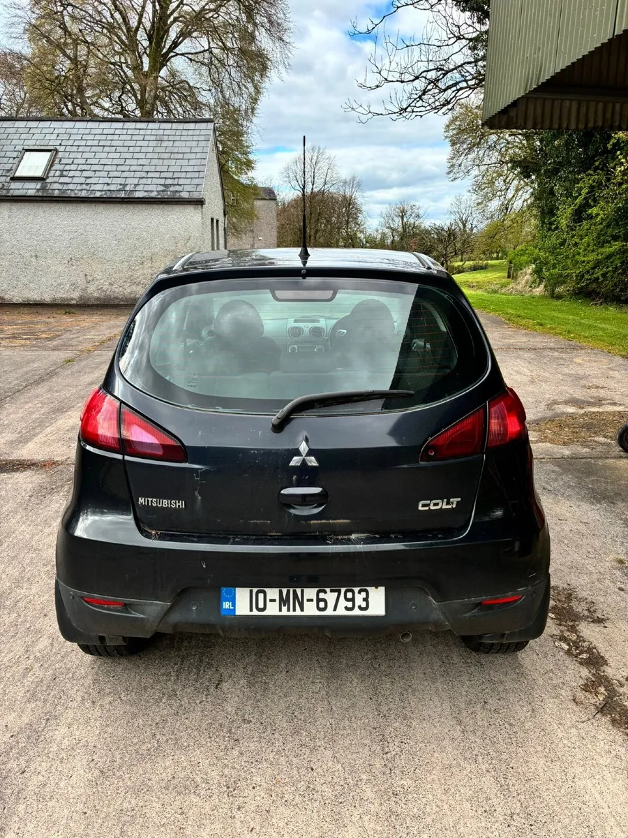Mitsubishi Colt 2010 - Image 2