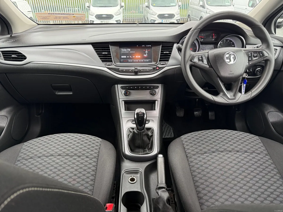 Vauxhall Astra 2019 - Image 4
