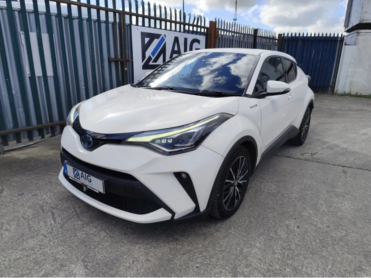 Toyota C-HR 2.0 EXCEL HEV CVT AUTO - Image 2