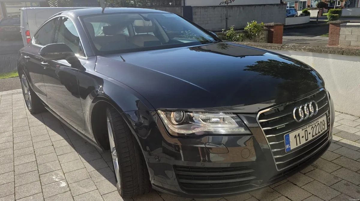 Audi A7 2011 LOW LOW km - Image 4