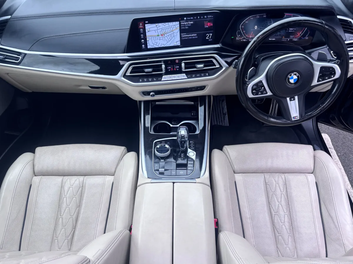 BMW X7 XDRIVE 30D 7 SEATER // SUNROOF // HIGH SPEC - Image 2