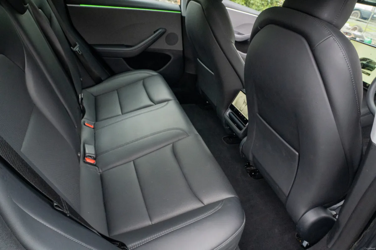 2024 Tesla Model 3 RWD Highland - Image 4