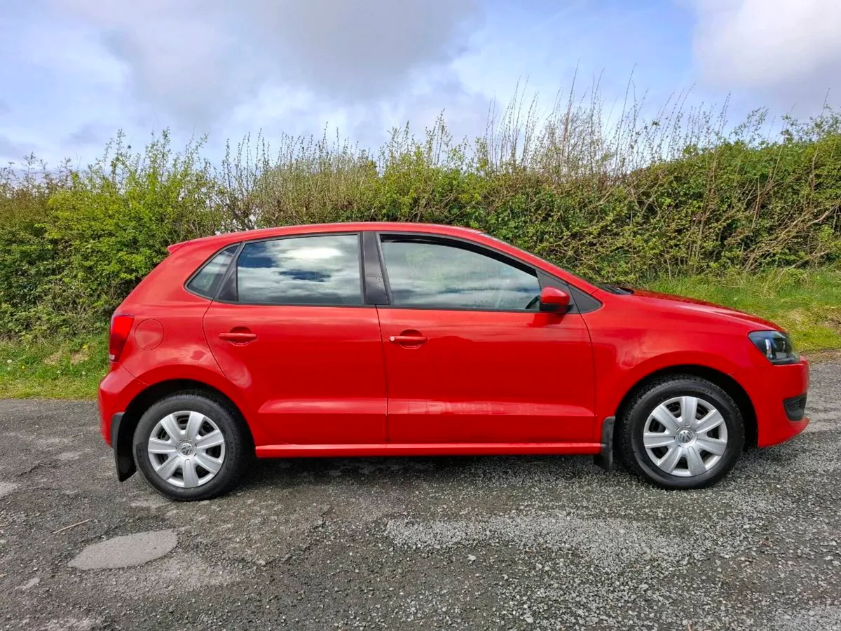 VOLKSWAGEN POLO 1.2 - Image 1
