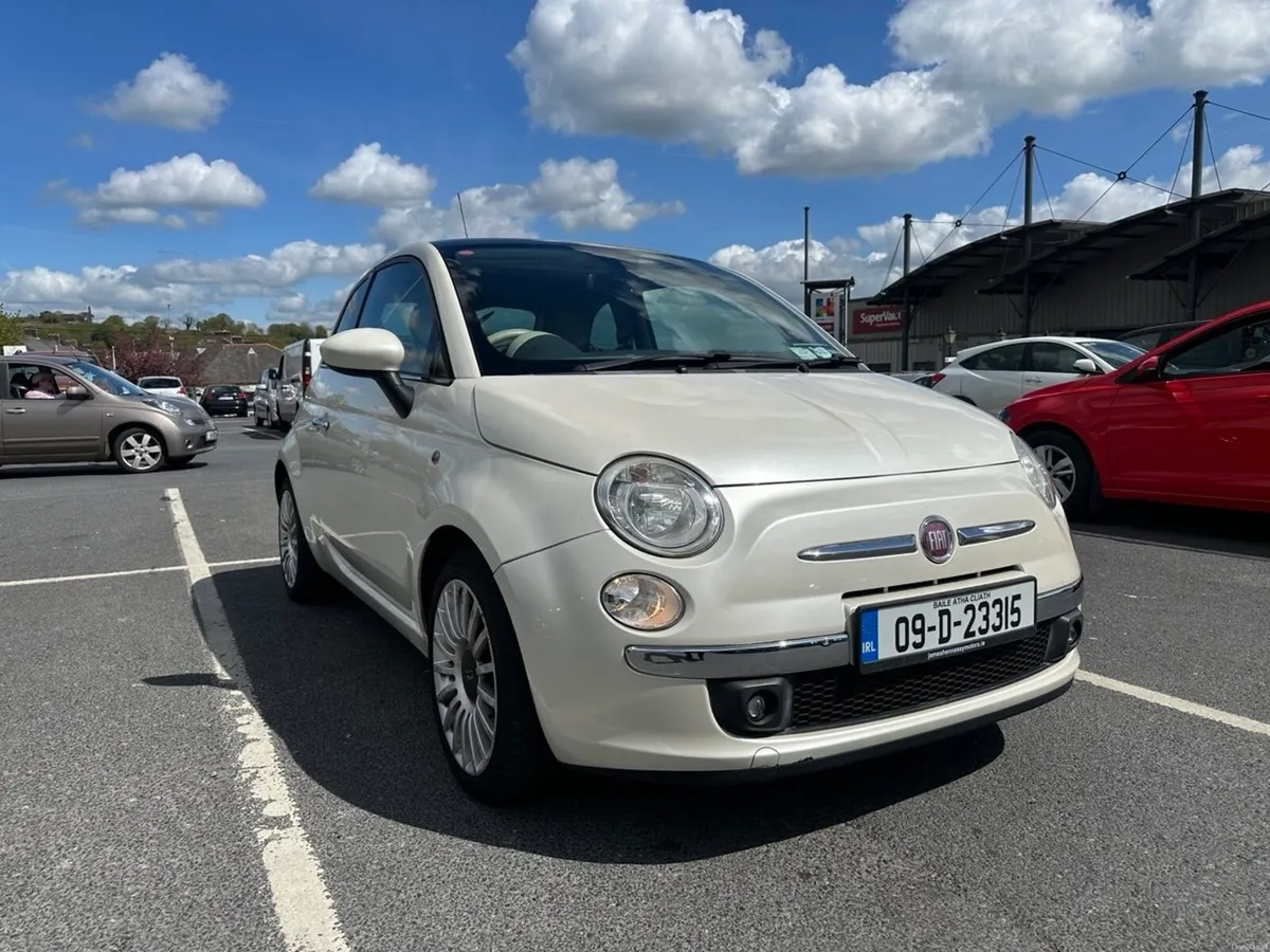 Fiat 500 Sunroof Low KM - Image 1