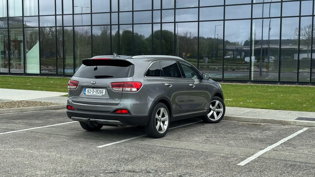 Kia Sorento Platinum 4WD 7Seat PanRoof NCT/27 - Image 4
