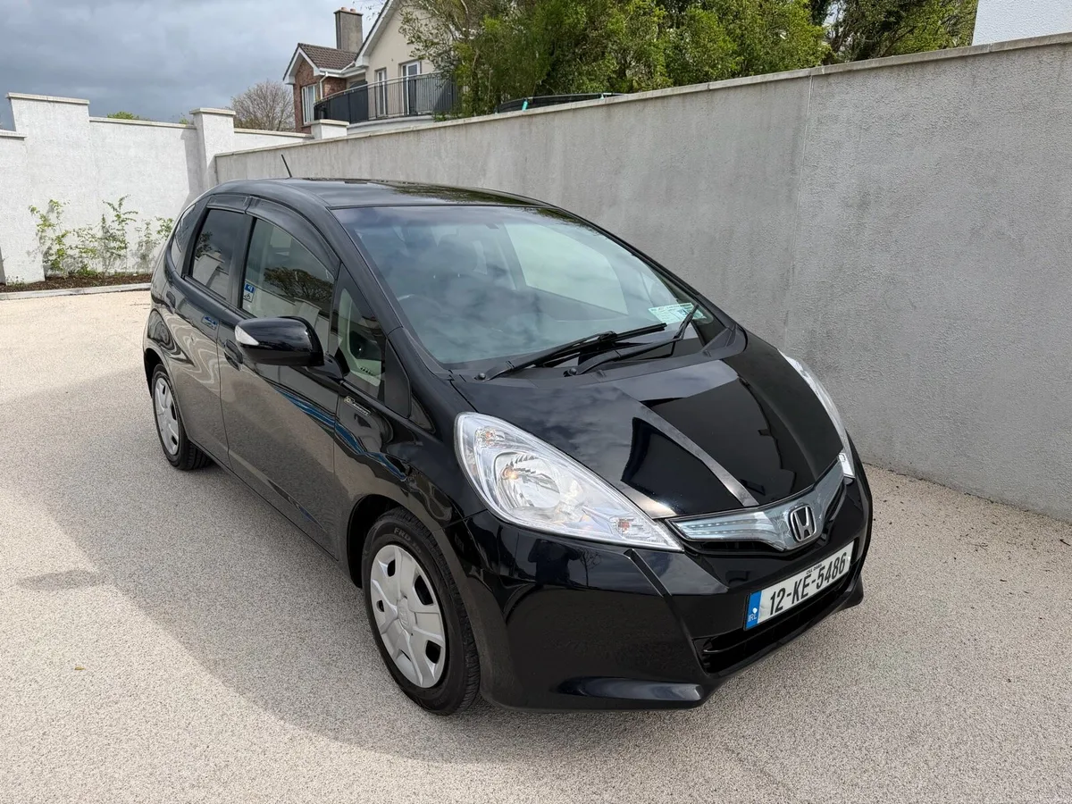 2012 HONDA FIT AUTOMATIC NCT 11-26 MINT - Image 1