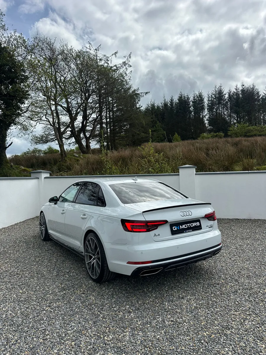 2019 Audi A4 Sline Black Edition Quattro - Image 4