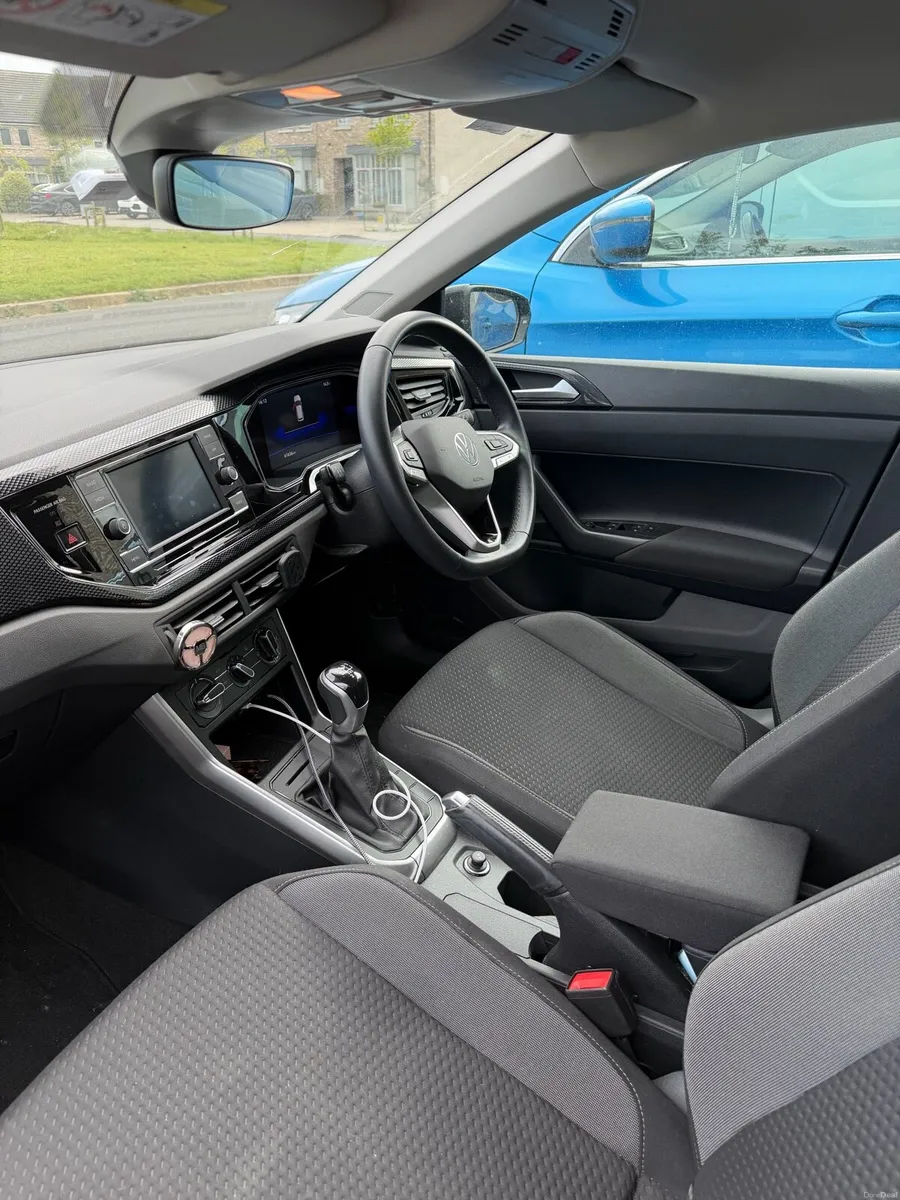 Volkswagen Polo Life 1.0 TSI 95BPH M5 Manual - Image 4