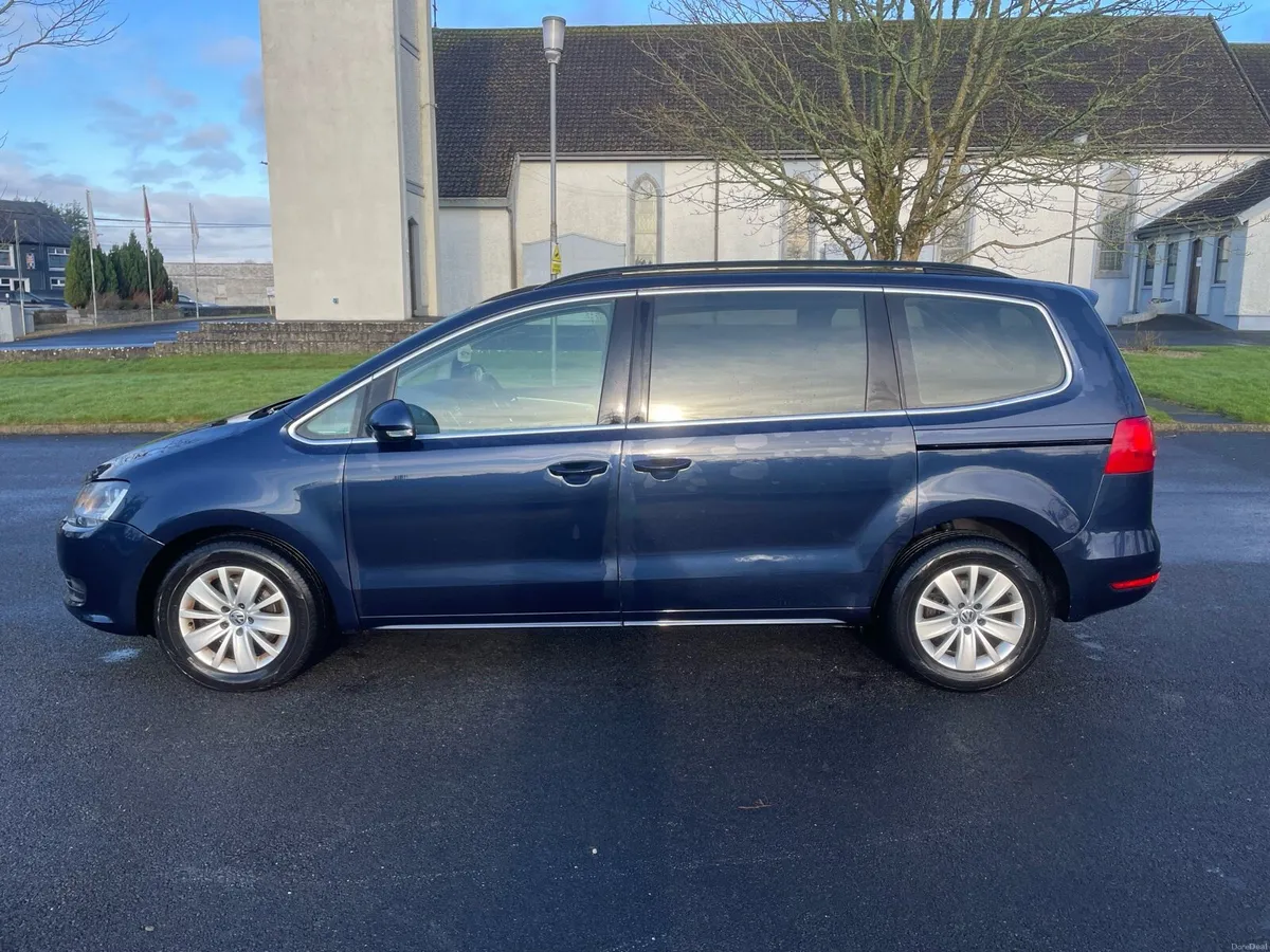 141 Volkswagen Sharan (Automatic, 7 Seater) - Image 4