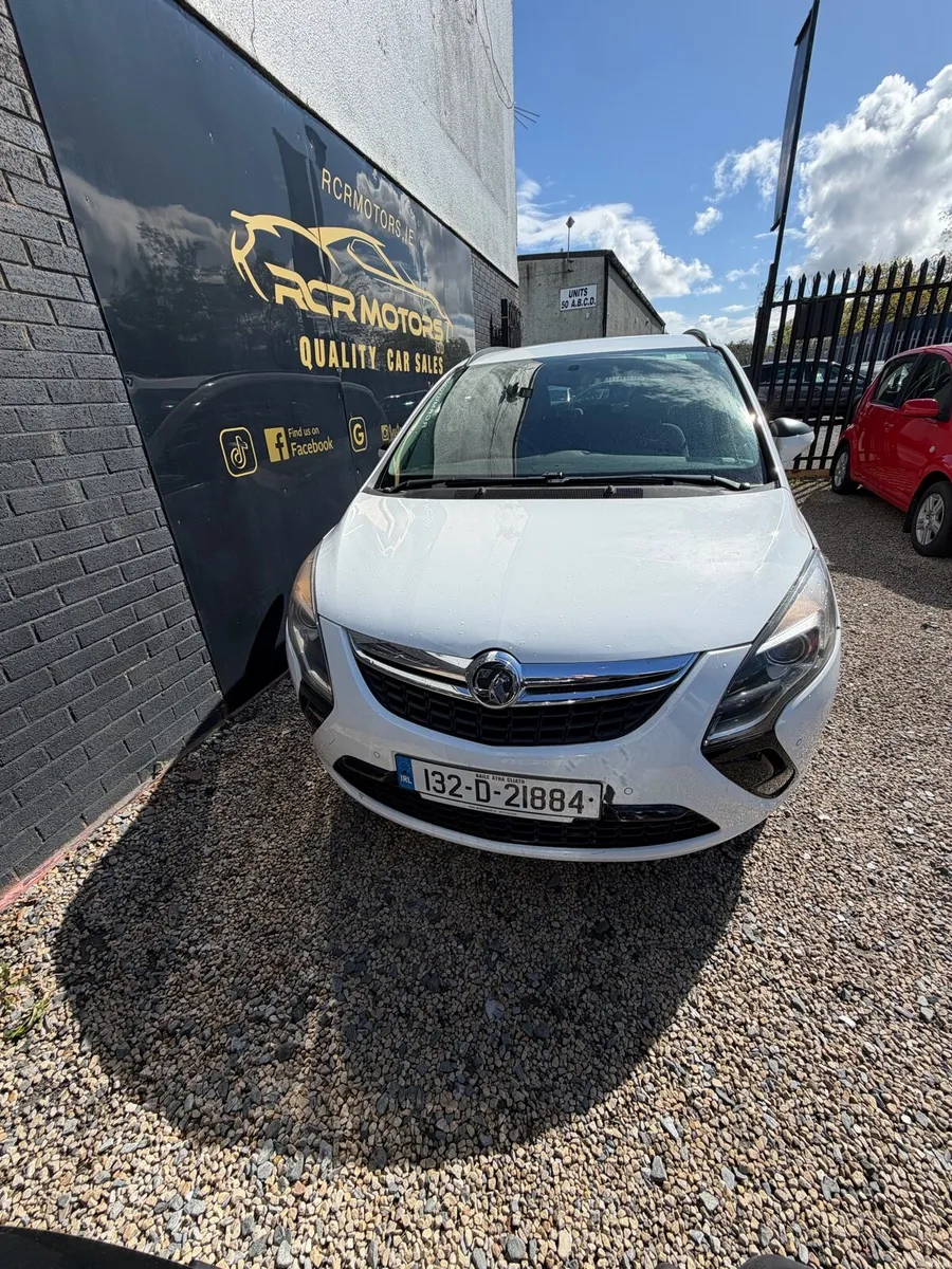 Vauxhall Zafira - Petrol/Gas - Image 2