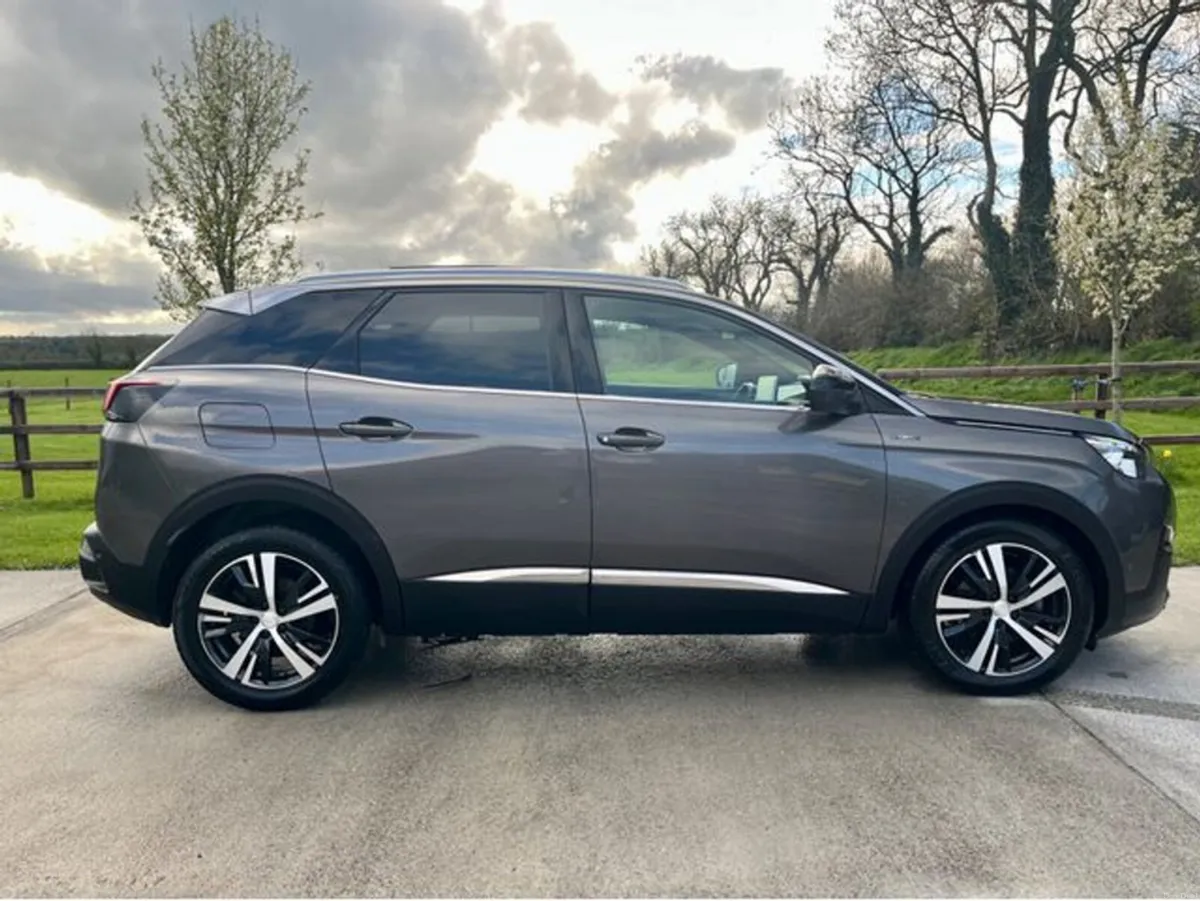 Peugeot 3008 Gt-line 1.5 Blue HDI 130 *RETAIL €179 - Image 4