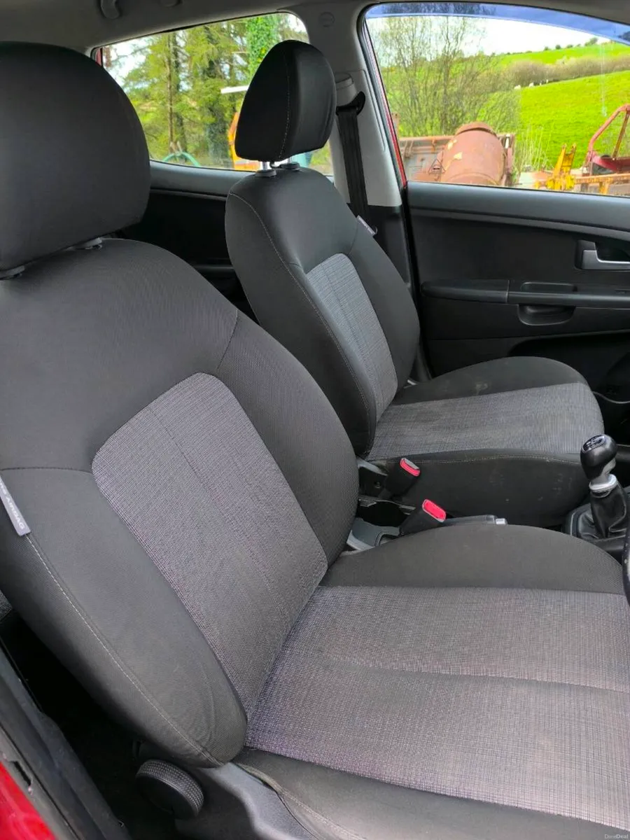 Kia Venga 1.4 Diesel - Image 6