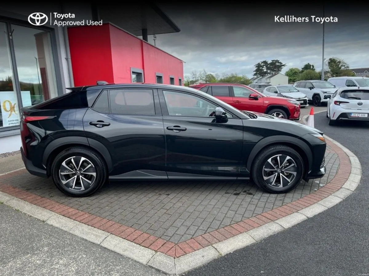 Lexus RZ RZ300e Executive - Image 3