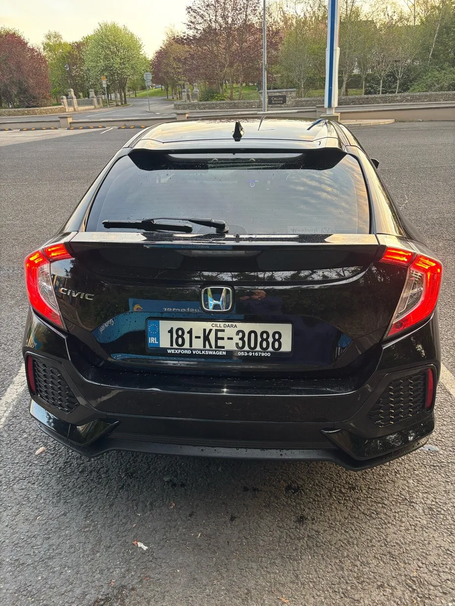 2018 Honda Civic 1.6 dsl - Image 4