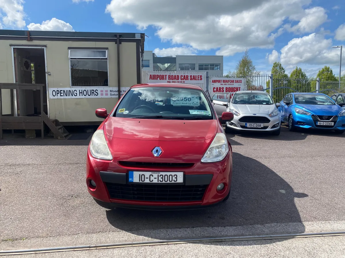 Renault Clio 2010 GREAT STARTER CAR - Image 4