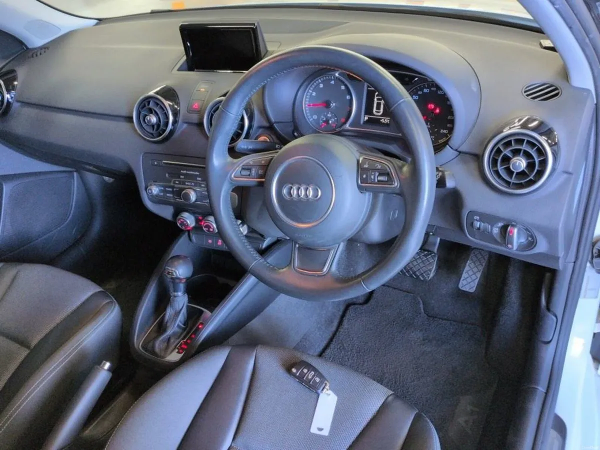 AUDI A1 1.0 TFSI AUTO 2016 - Image 4