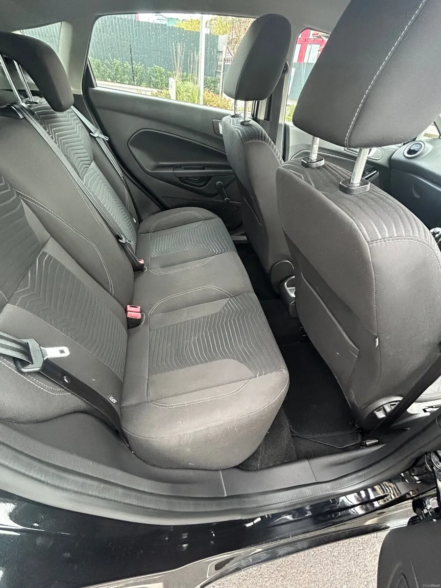 Ford Fiesta 2015 - Image 3