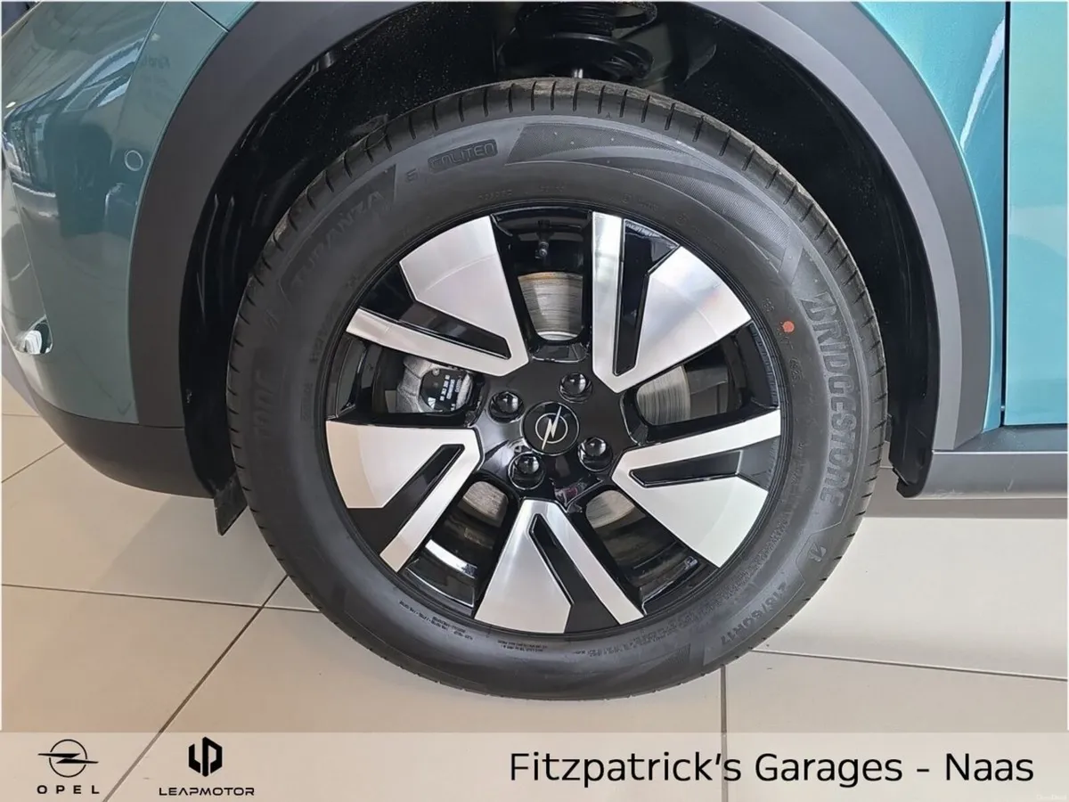 Opel Frontera GS Hybrid 1.2 110hp automatic 7 Seat - Image 6