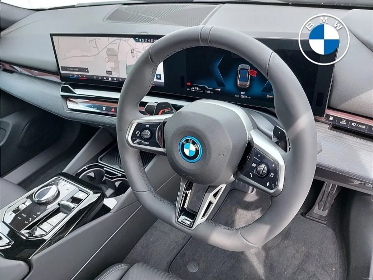 BMW 5-Series 530e M Sport Pro - Image 6