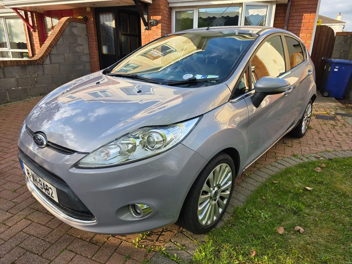 Ford Fiesta 2010 - Image 4