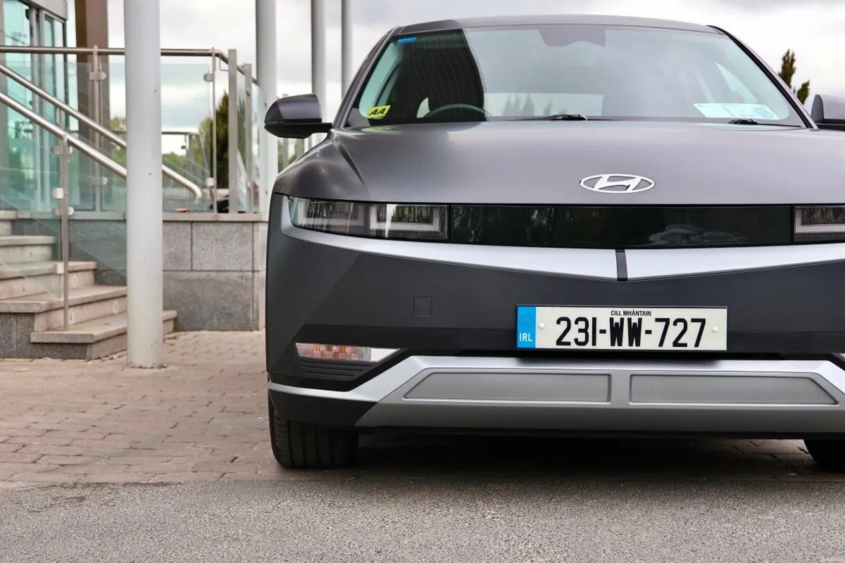 Hyundai IONIQ 5 Executive Plus 58KWH, ELECTRIC VAL - Image 3