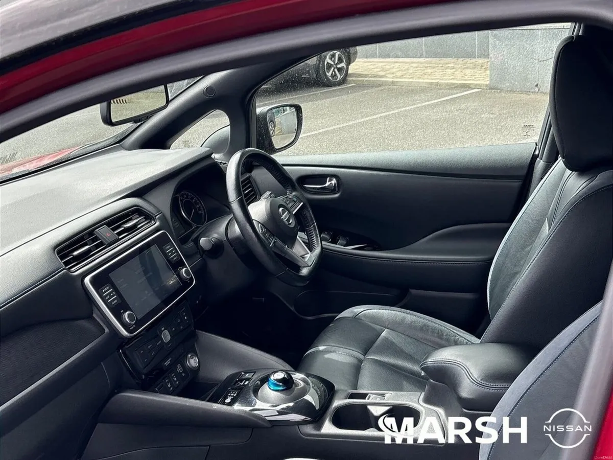 Nissan Leaf SVE 40KW 19 4DR AUTO - Image 4