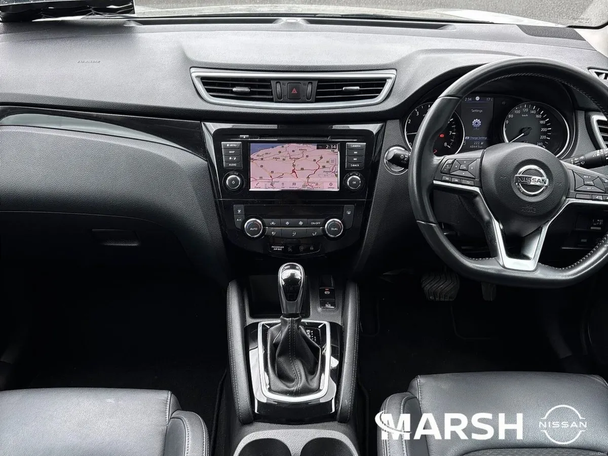 Nissan Qashqai 1.3 SV PREMIUM PART LEATHER AUTOMAT - Image 2