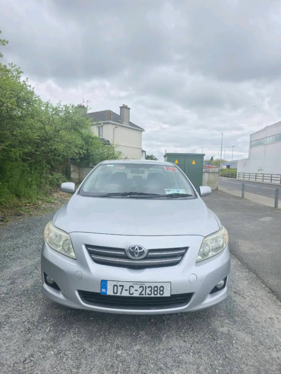 toyota corolla low mielage - Image 1