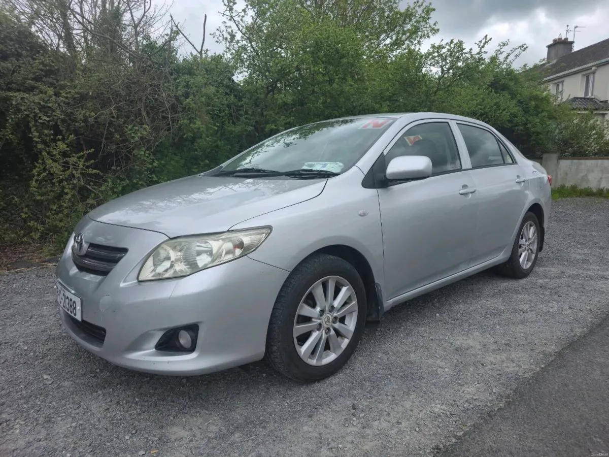 toyota corolla low mielage - Image 3