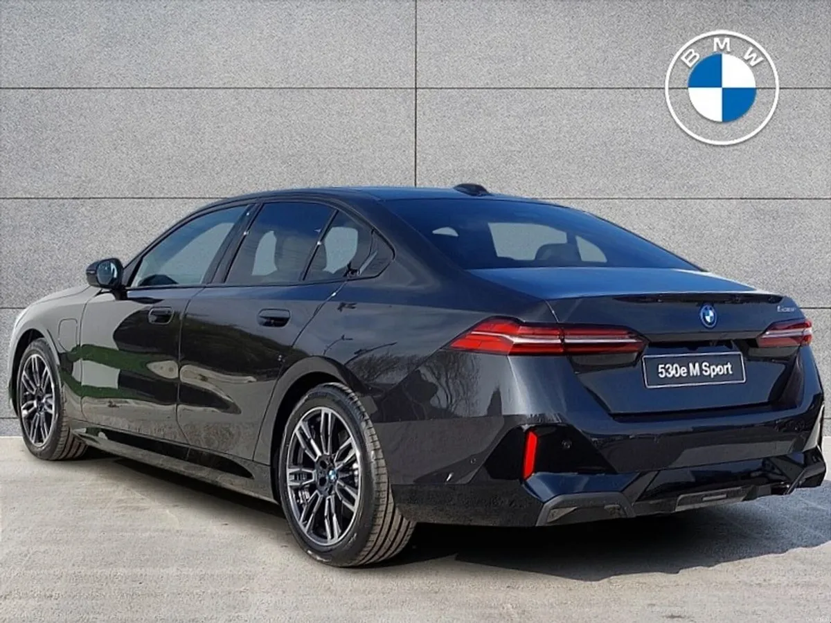 BMW 5-Series 530e M Sport - Image 2