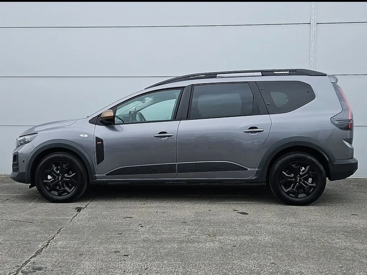 Dacia Jogger Extreme HEV 155  Auto - Image 5