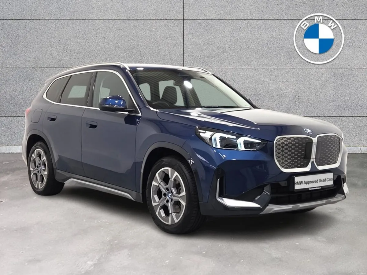 BMW iX1 eDrive20 xLine - Image 1