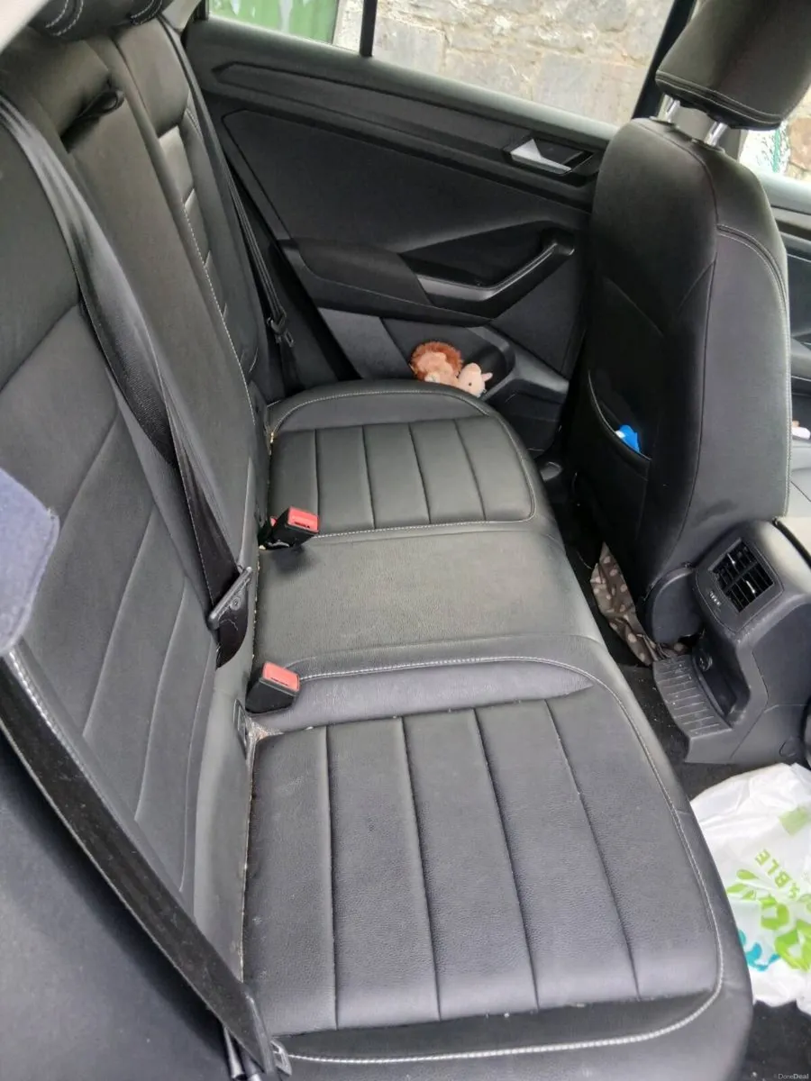 VolkswagenT Roc - Image 4