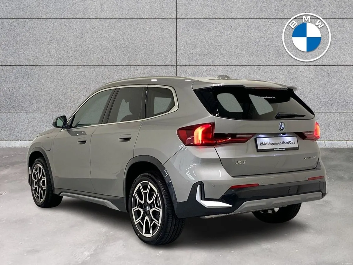 BMW X1 xDrive25e xLine - Image 3