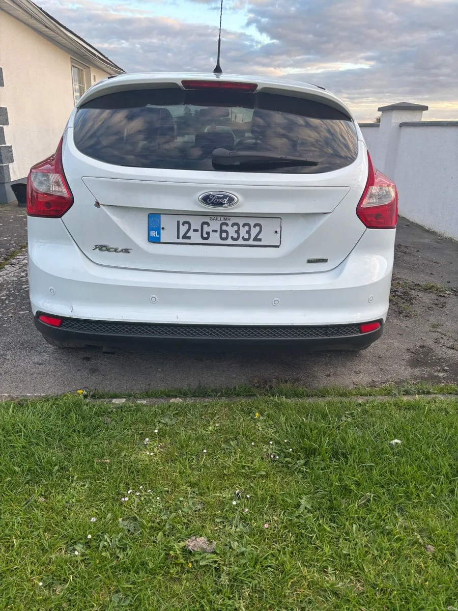 Ford Focus Titanium X - Image 2