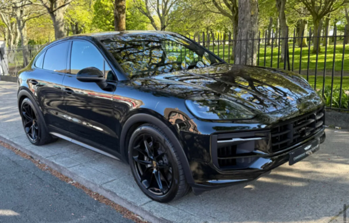PORSCHE CAYENNE COUPE V6 HYBRID - Image 1