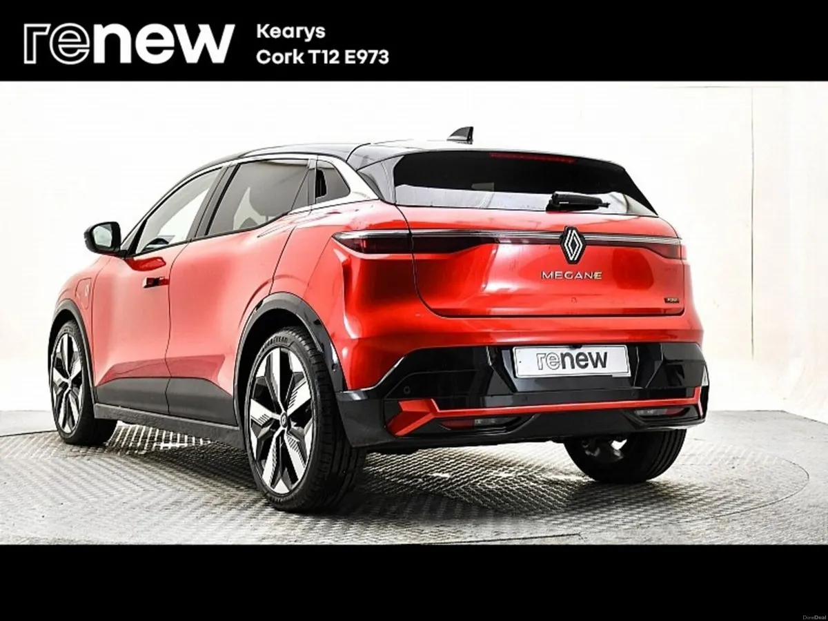 Renault Megane E-Tech Techno EV60 220hp - Image 4