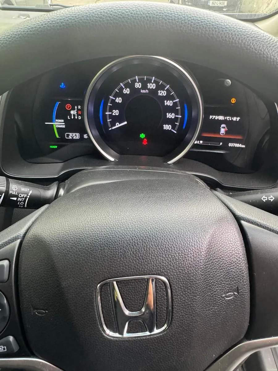 191 Honda Fit 1.5 Hybrid + Patrol NCT 19/04/2028 - Image 3