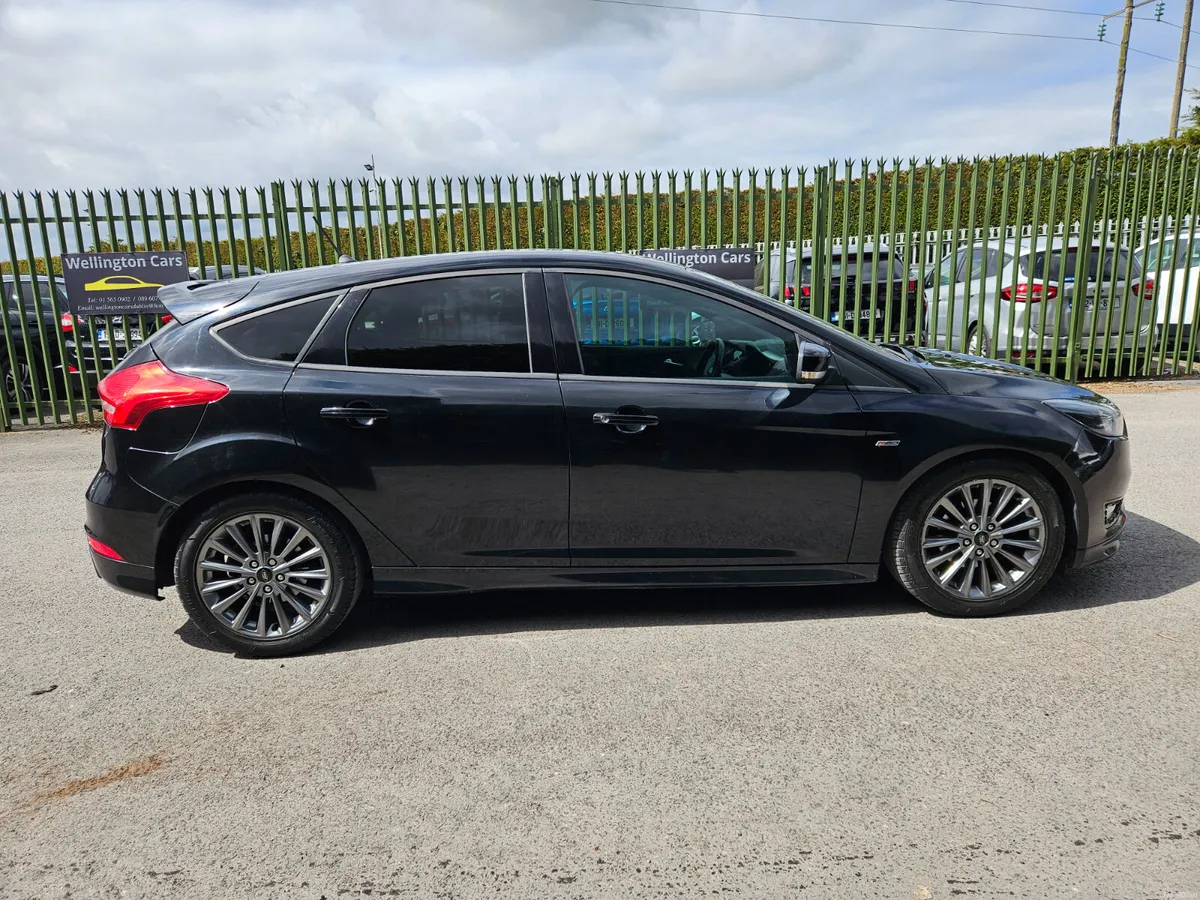 Ford Focus 2018 1.5 TDCI 120 PS ST LINE AUTOMATIC - Image 4