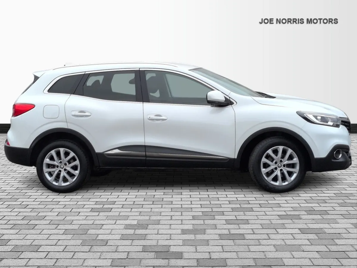 Renault Kadjar 1.5 DCI DYNAMIQUE NAV 5 5DR - Image 4