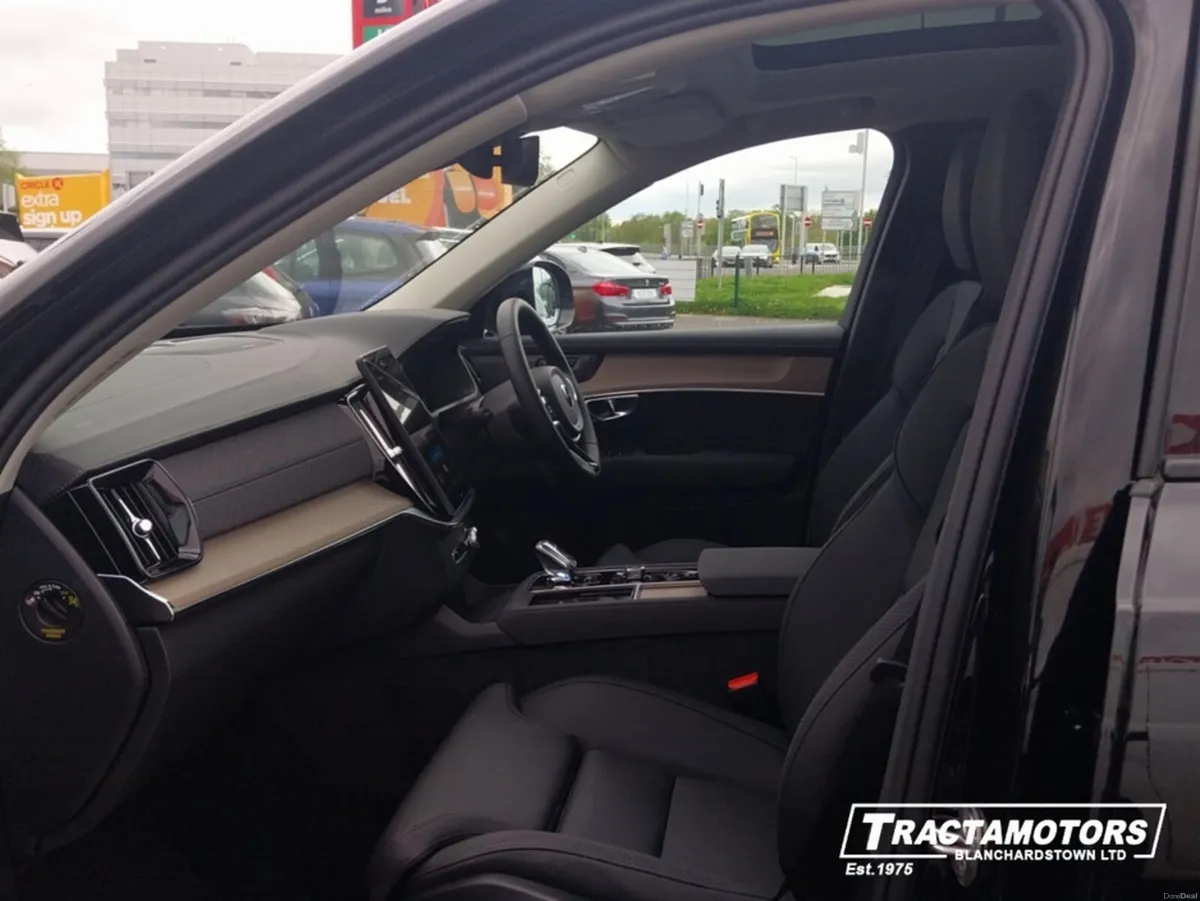 Volvo XC90 2.0 T8 PLUS 455BHP 5DR AU - Image 4