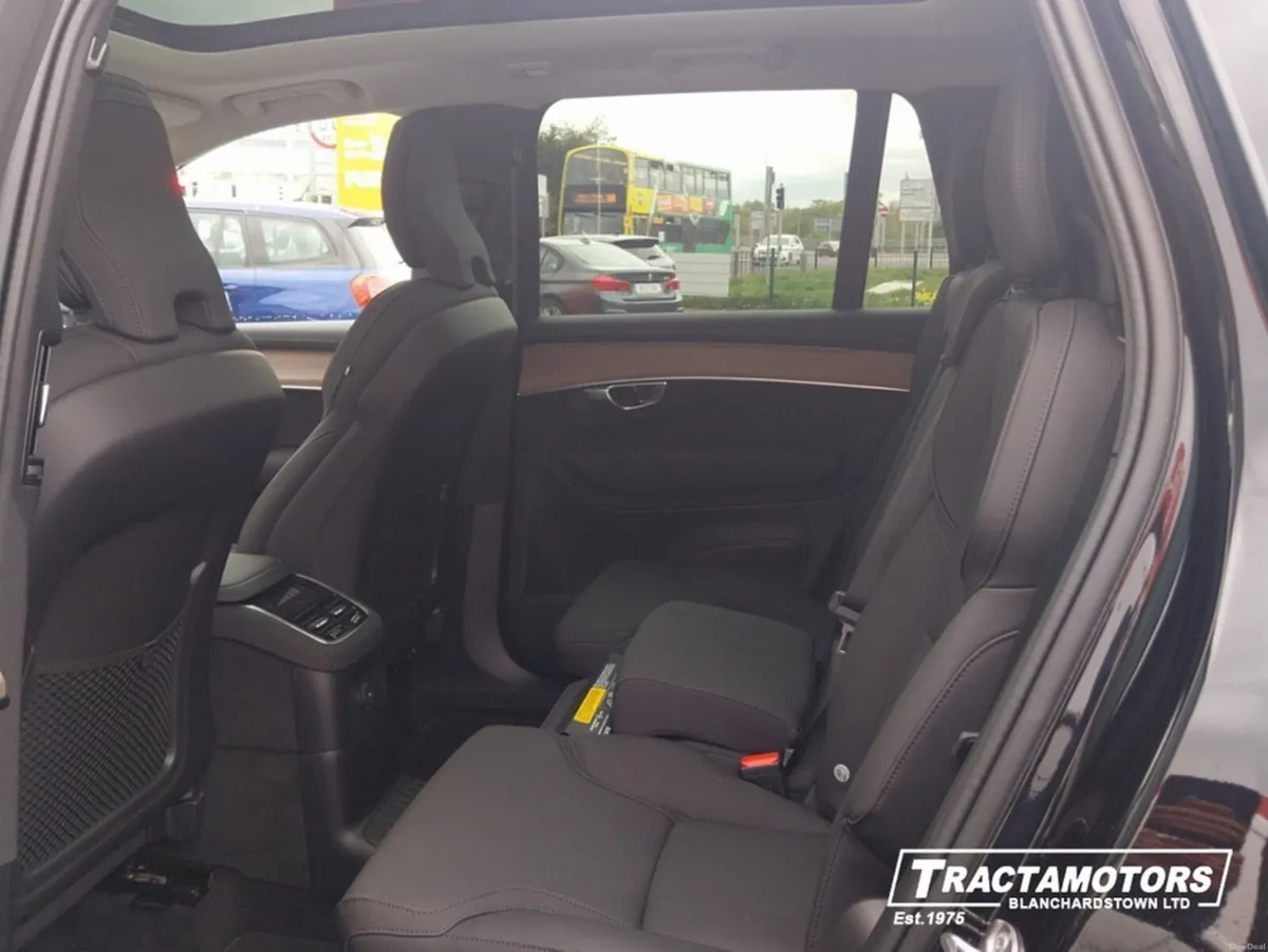 Volvo XC90 2.0 T8 PAN ROOF 455BHP 5DR - Image 5